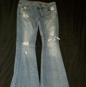 Size 12 short American Eagle artist flare jeans